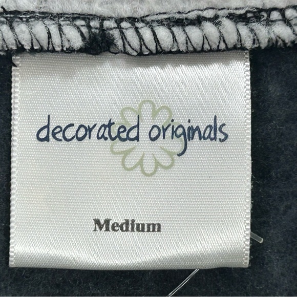 NWT Decorated Originals Sherpa Trim Fleece Vest Size M Women's - Picture 8 of 10